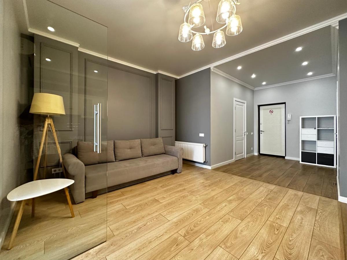 Gagarin Plaza Stylish Apartment オデッサ エクステリア 写真