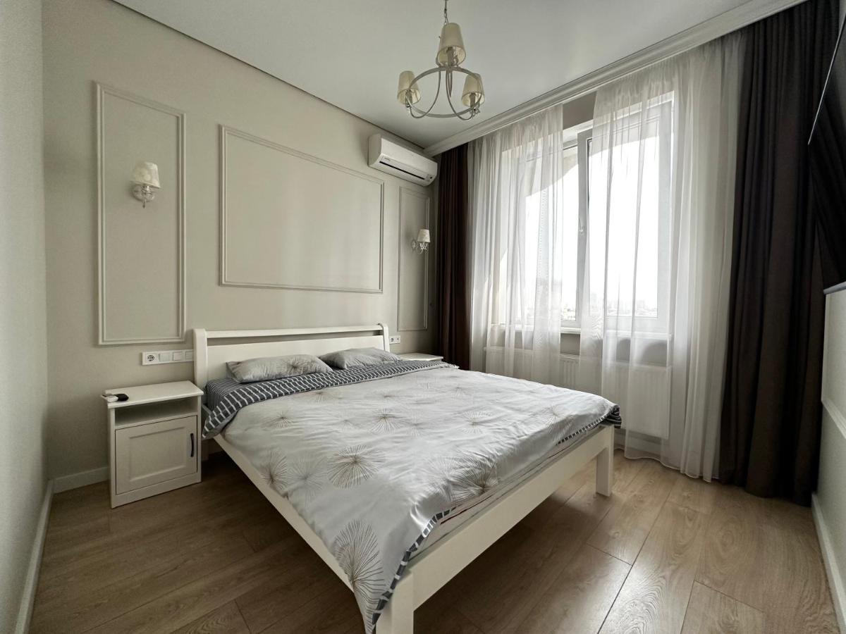 Gagarin Plaza Stylish Apartment オデッサ エクステリア 写真